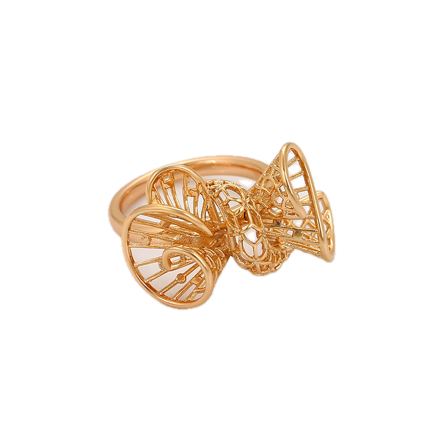 Aurata – 18K Gold Plain Band Ring | Sculptural Everyday Ring for Women