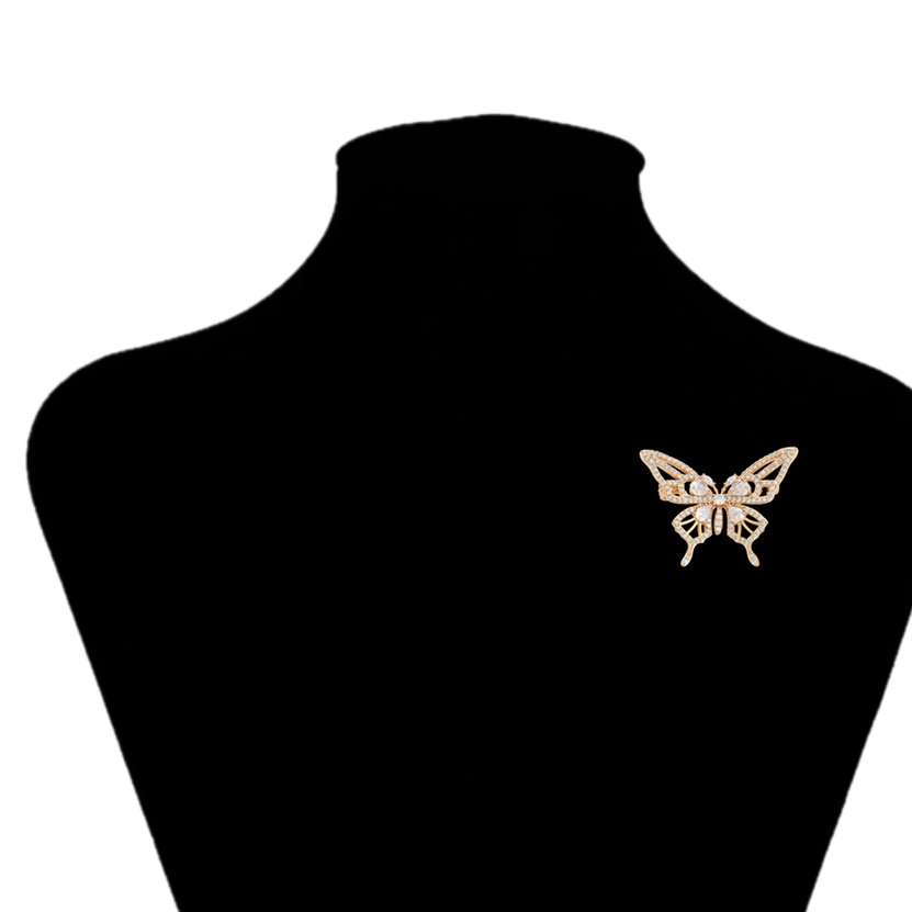 Faunara – 18K Gold Animal Shape Brooch with White Cubic Zirconia | Nature-Inspired Luxury Pin for Women