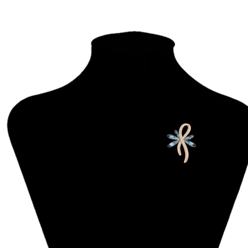 Azurael – 18K Gold Luxury Brooch with Dark Blue Crystal | Statement Lapel Pin for Women