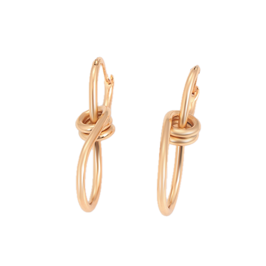 Oriana – 18K Gold Plain Luxury Drop Earrings | Sculptural Statement Earrings for Women